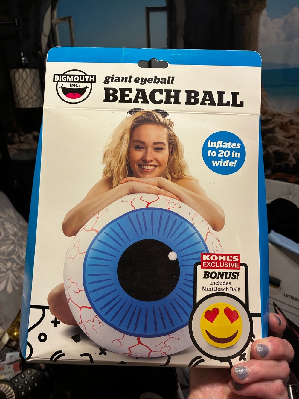 #445| NIB Fun summer bundle:BIG MOUTH GIANT Eyeball 👁️ & 4-pack dive🚀 🚀rockets - Picture 5 of 7